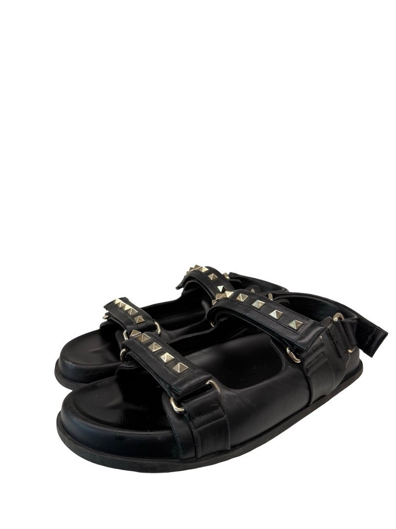 Valentino Garavani Black Rockstud Footbed Sandal. Size: 40