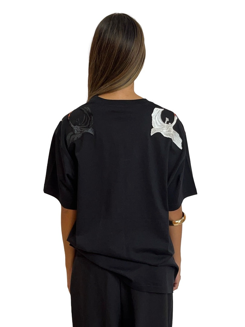 Burberry Black Embroidered Swan Shoulder T-Shirt. Size: M