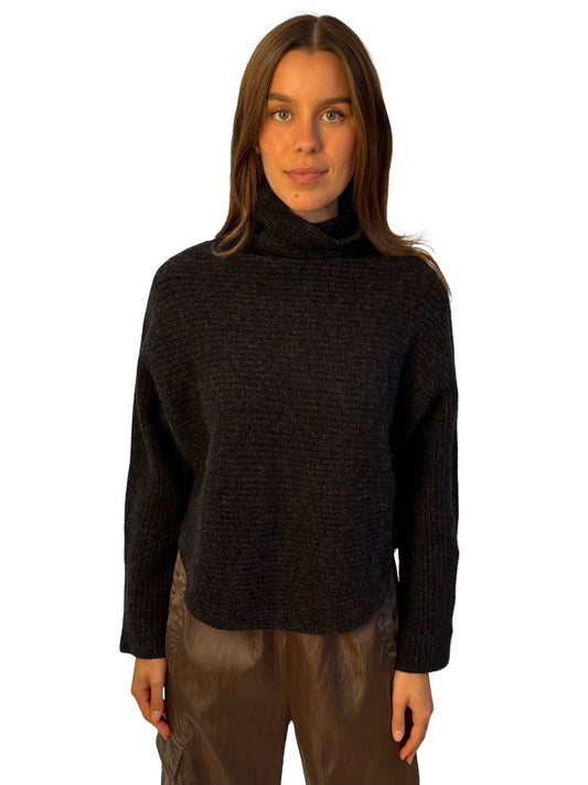 Scanlan Theodore Charcoal Cashmere/Wool Turtleneck Sweater. Size: S