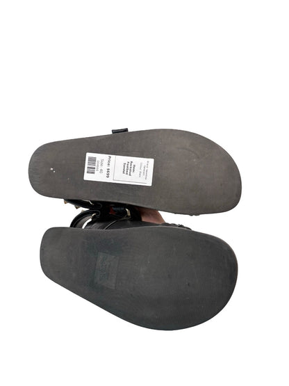 Valentino Garavani Black Rockstud Footbed Sandal. Size: 40