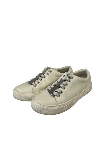 Salvatore Santoro White Low Top Sneakers. Size: 6.5