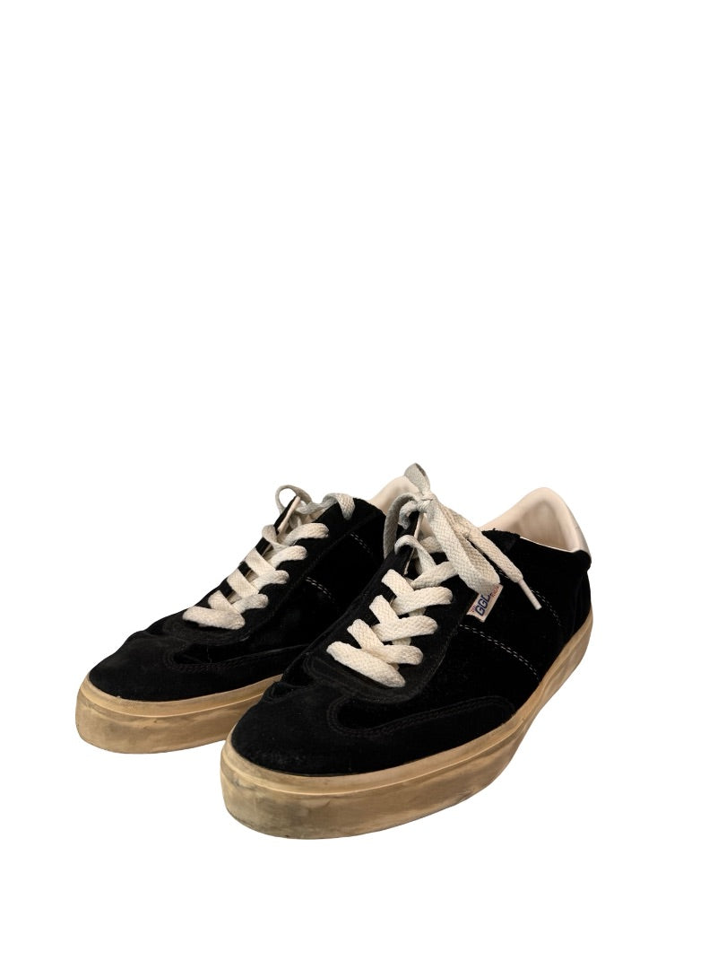 Golden Goose Black Velvet 'Soul Star' Sneakers. Size: 39