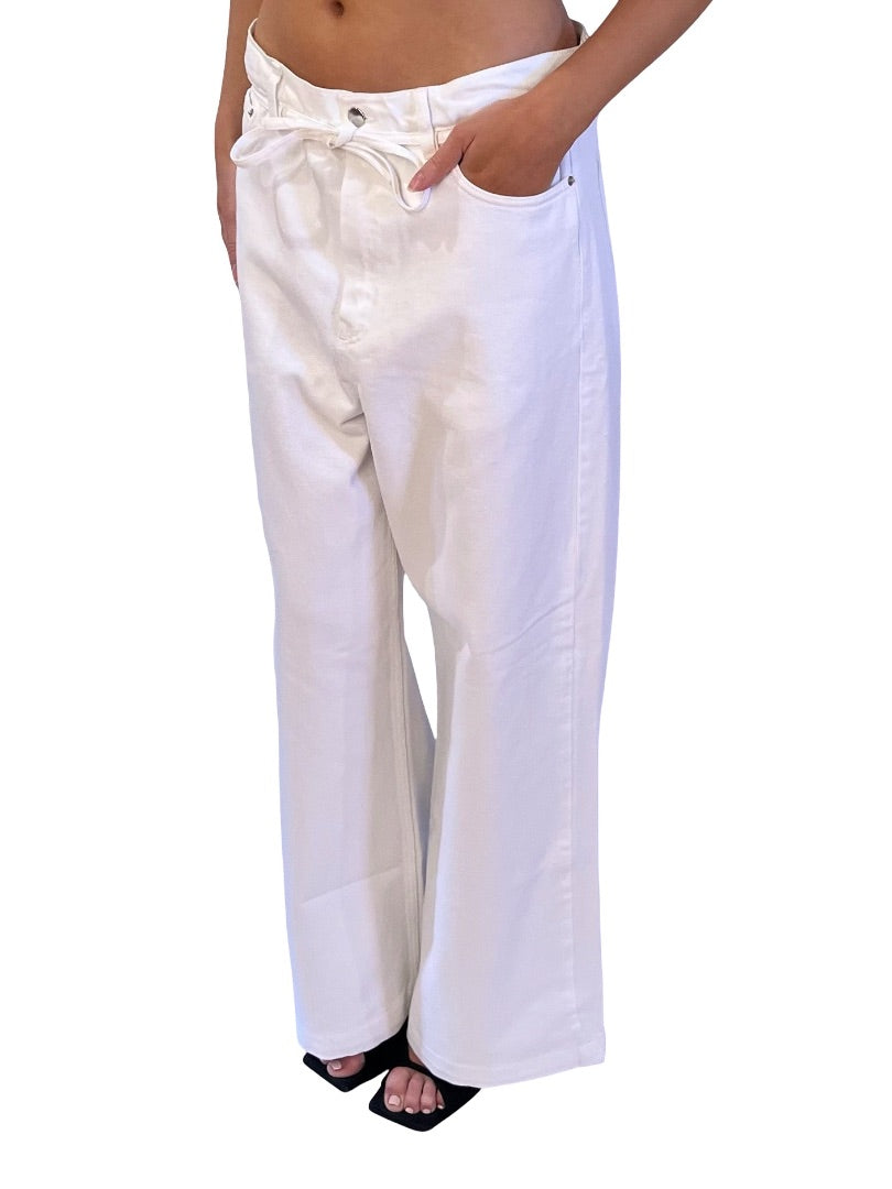DAY Birger et Mikkelsen White Wide Leg Elijah Winter Jeans. Size: 38