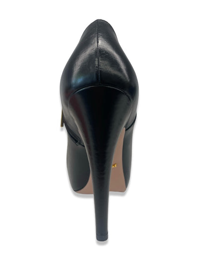 Prada Black Leather Bootie Heel. Size: 39
