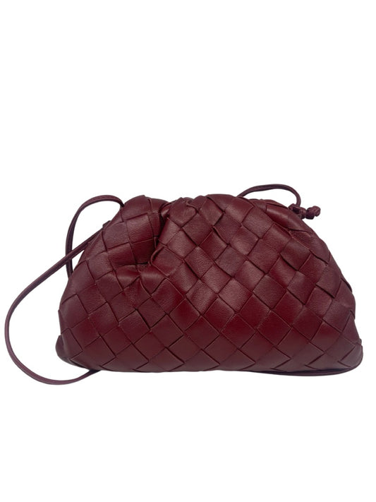 Bottega Veneta Burgundy Pouch Mini Woven Shoulder Bag. Size:
