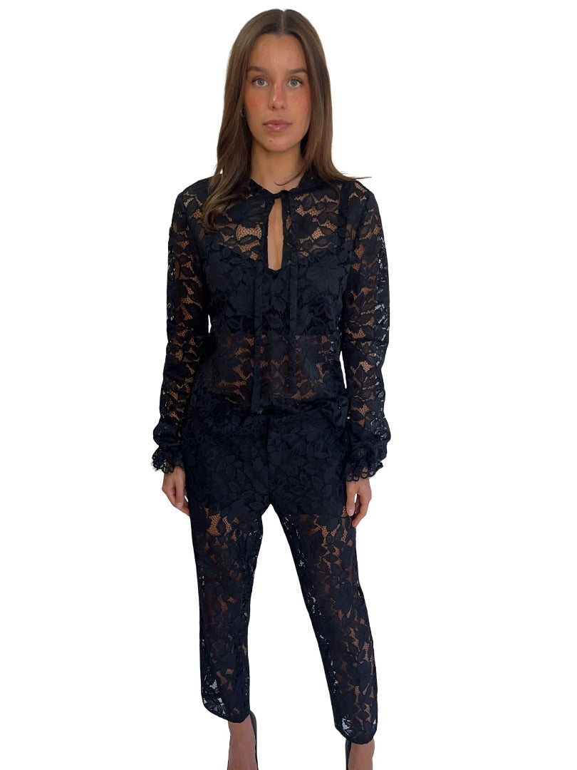 Scanlan Theodore Black Lace Top/Pant Set. Size: 10