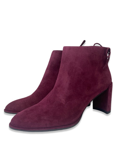 Stuart Weitzman Burgundy Suede 'Lofty' Ankle Boots. Size: 38