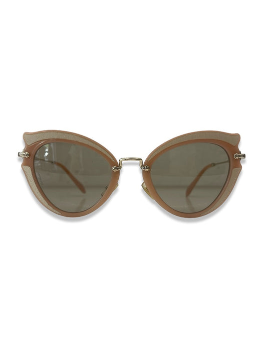 Miu Miu Pink 'MU05SS VHZ 5J2' Cat Eye Sunglasses. Size: