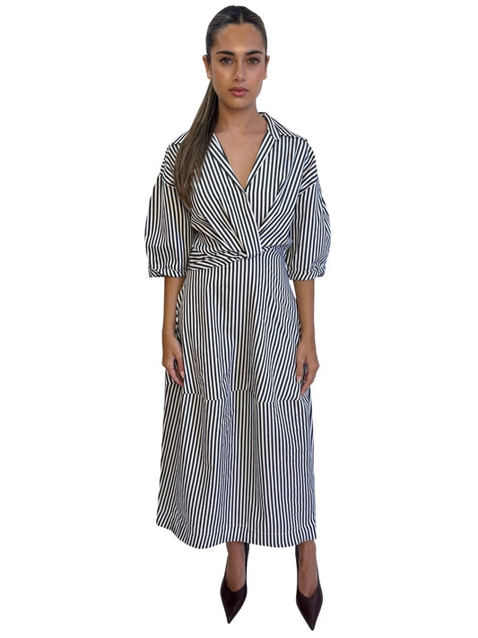 Camilla & Marc Black / White Flynn Cocoon Stripe Dress. Size: 8