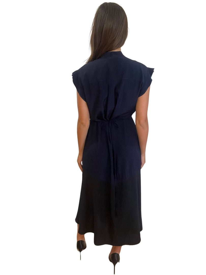 Chloe Navy Long Sleeveless Silk Dress. Size: 40