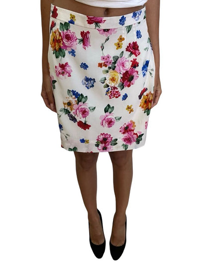 Dolce & Gabbana White Floral Mini Skirt. Size: 44