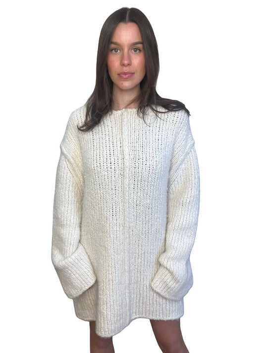 Khaite Neutral Cashmere Oversized Sweater. Size: M/L