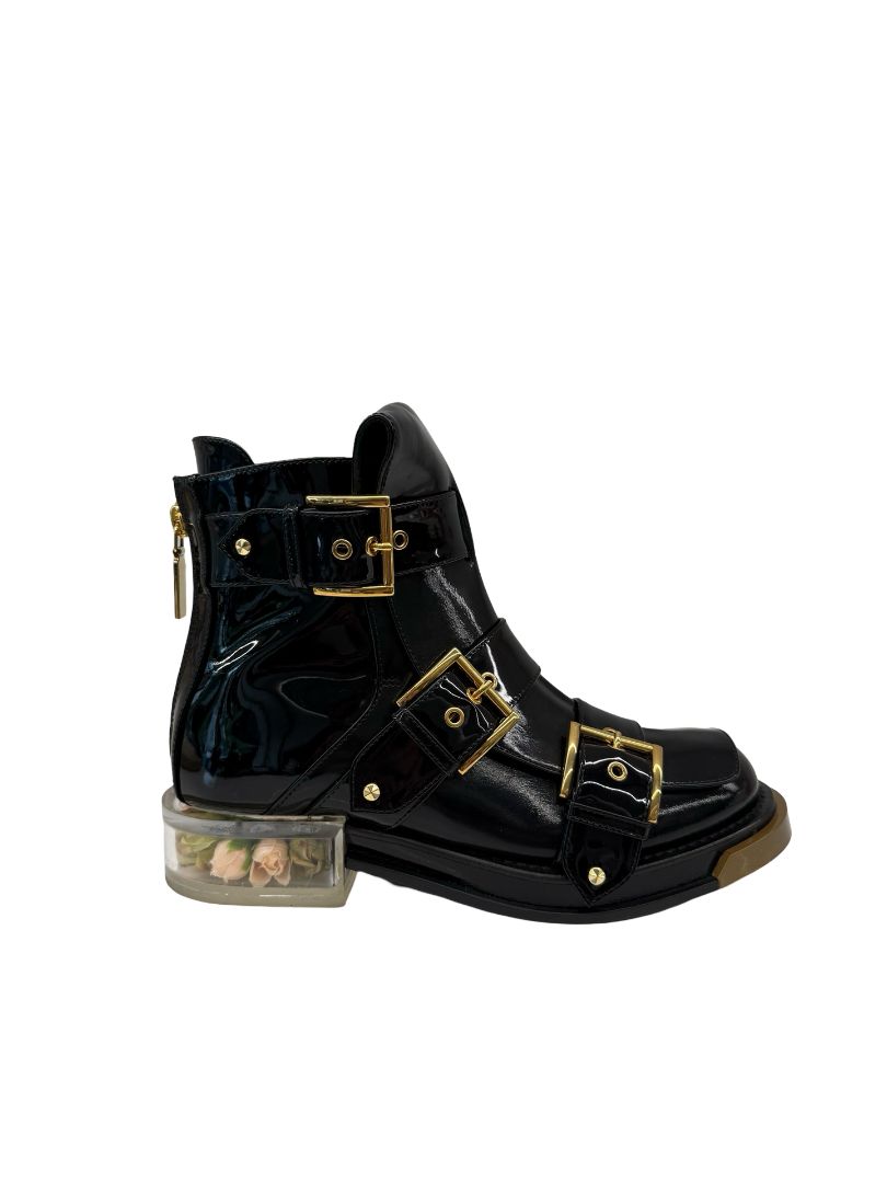 Alexander McQueen Black / Gold Buckled Flower Boot. Size: 37