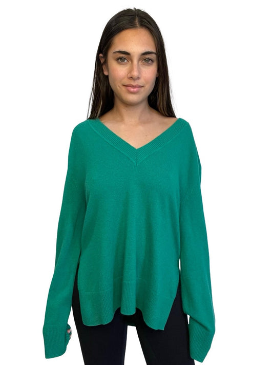 Scanlan Theodore Green Cashmere V Neck Sweater. Size: M