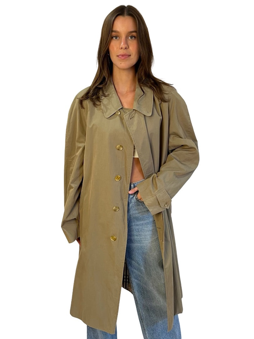 Burberry Khaki Cotton Trench Coat. Size: M
