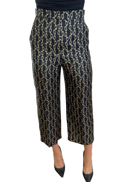 MaxMara Black Chain Print 3/4 Straight Leg Pants. Size: 2