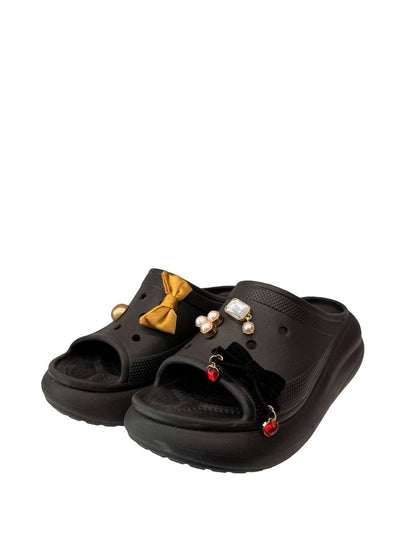 Crocs Black Classic Platform Slides. Size: 8