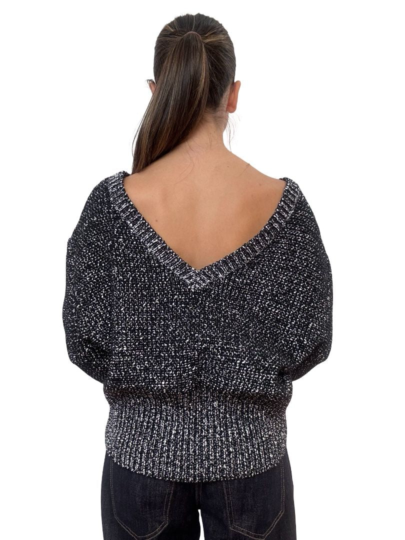 Scanlan Theodore Black/White Cropped V Knit. Size: M