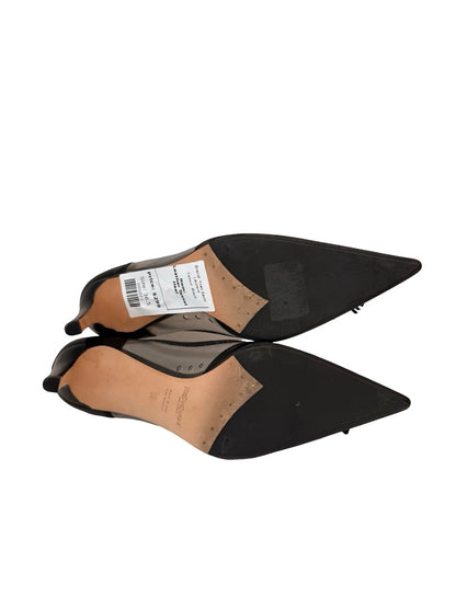 Yves Saint Laurent Black Leather Tassel Heel. Size: 36.5