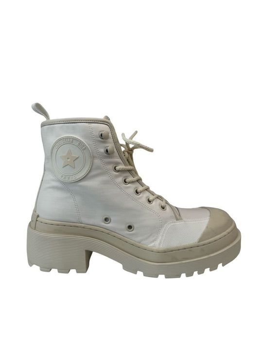 Christian Dior White Cloth Combat Ankle Boots. Size: 39