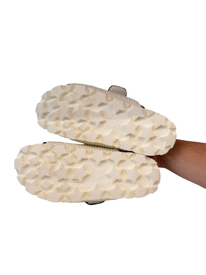 Miu Miu White Logo-Plaque Touch-Strap Sandals. Size: 37