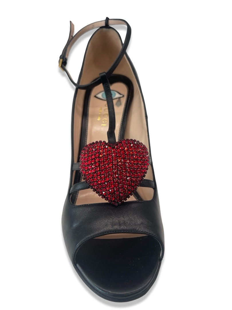 Gucci Black Leather Molina Crystal Heart T-Strap Heels. Size: 40.5