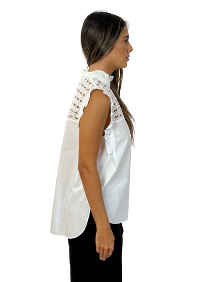 Scanlan Theodore White Sleeveless Lace Trim Top . Size: 8