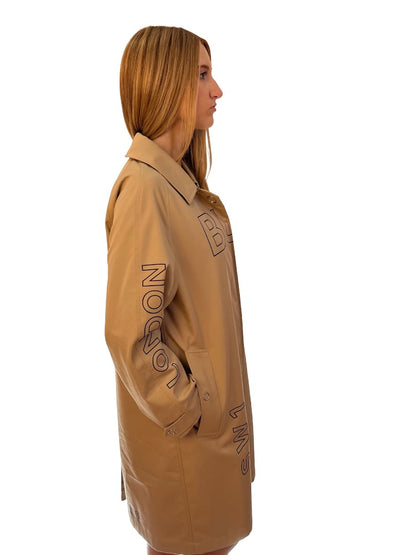Burberry Beige Garbadine Horseferry Trench Coat. Size: 4