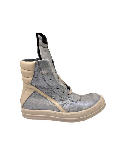Rick Owens Blue Geobaskets. Size: 35