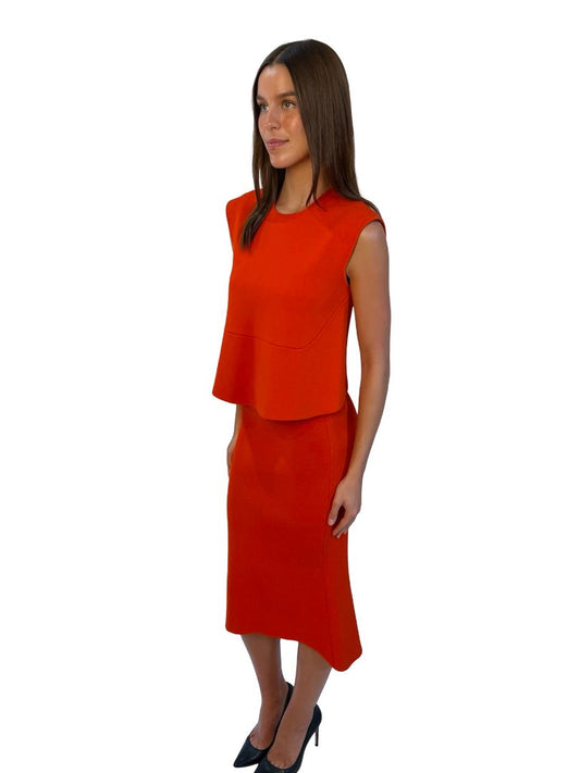 Scanlan Theodore Vermillion Orange Crepe Knit Top/Skirt Set. Size: S