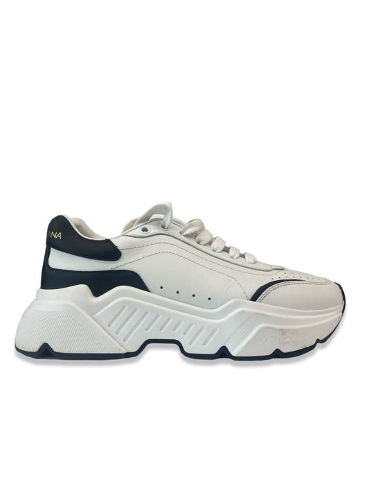 Dolce & Gabbana White / Black Daymaster Sneakers. Size: 38