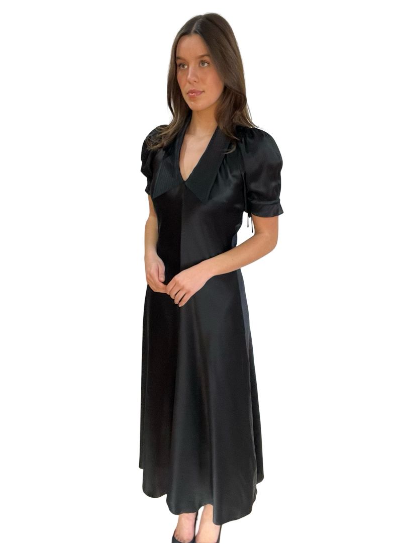 Lee Mathews Black Long Silk Dress V Neck Collar. Size 1
