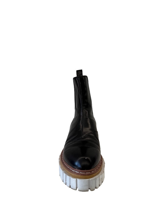 Stella McCartney Black Emilie Boots. Size: 8