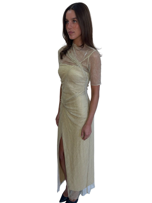 Camilla and Marc Gold 'Avery Lace Twist Dress'. Size: 8