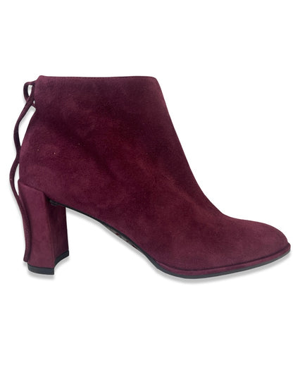 Stuart Weitzman Burgundy Suede 'Lofty' Ankle Boots. Size: 38