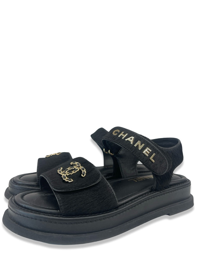 Chanel Black Pony Hair Leather Sandal. Size: 37.5