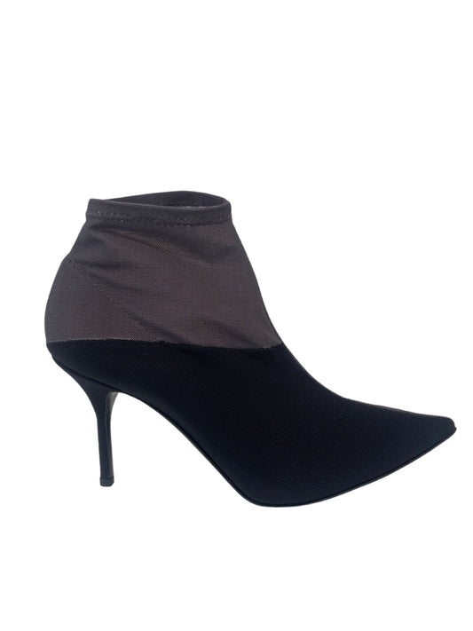 Pierre Hardy Grey/ Black Sock Ankle Boot. Size: 39