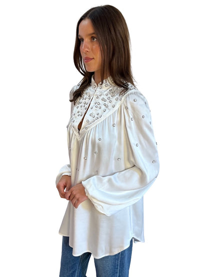 Wandering White Blouse w/ Pearl Embellishments. Size: 42