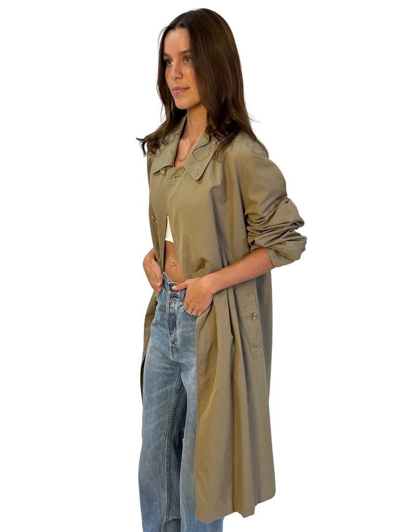 Burberry Khaki Cotton Trench Coat. Size: M