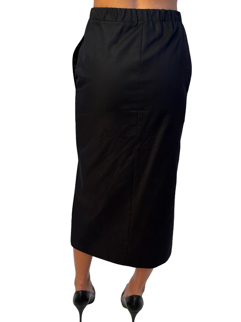 Scanlan Theodore Black 'Double Cotton Soft Zip Skirt'. Size: 6