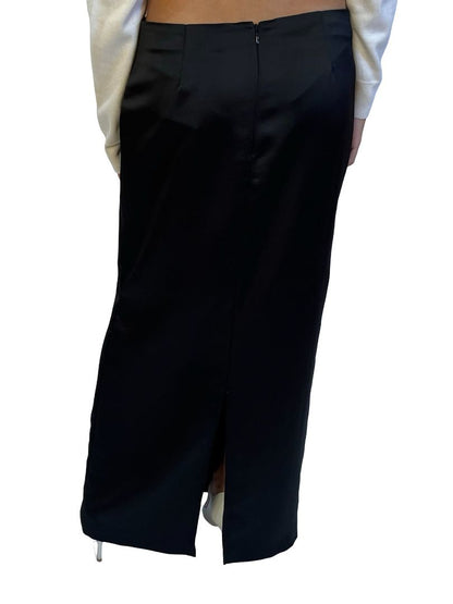 Henne Black Satin Skirt. Size: 8