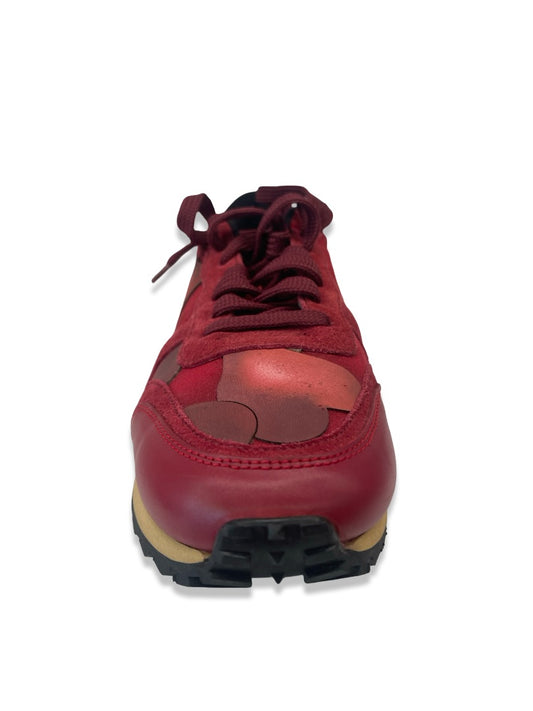 Valentino Garavani Burgundy Suede 'Rockrunner' Sneakers. Size: 39