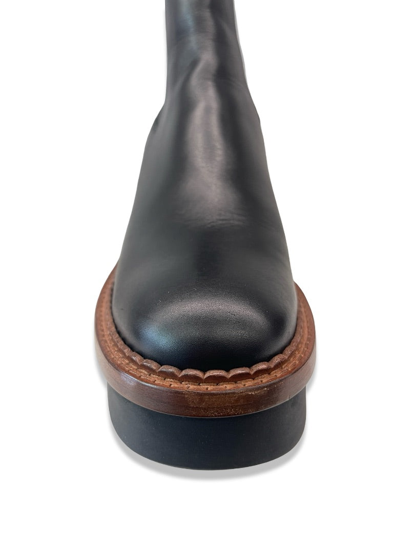 Chloe Black Leather 'Owena' Chelsea Boots. Size: 40