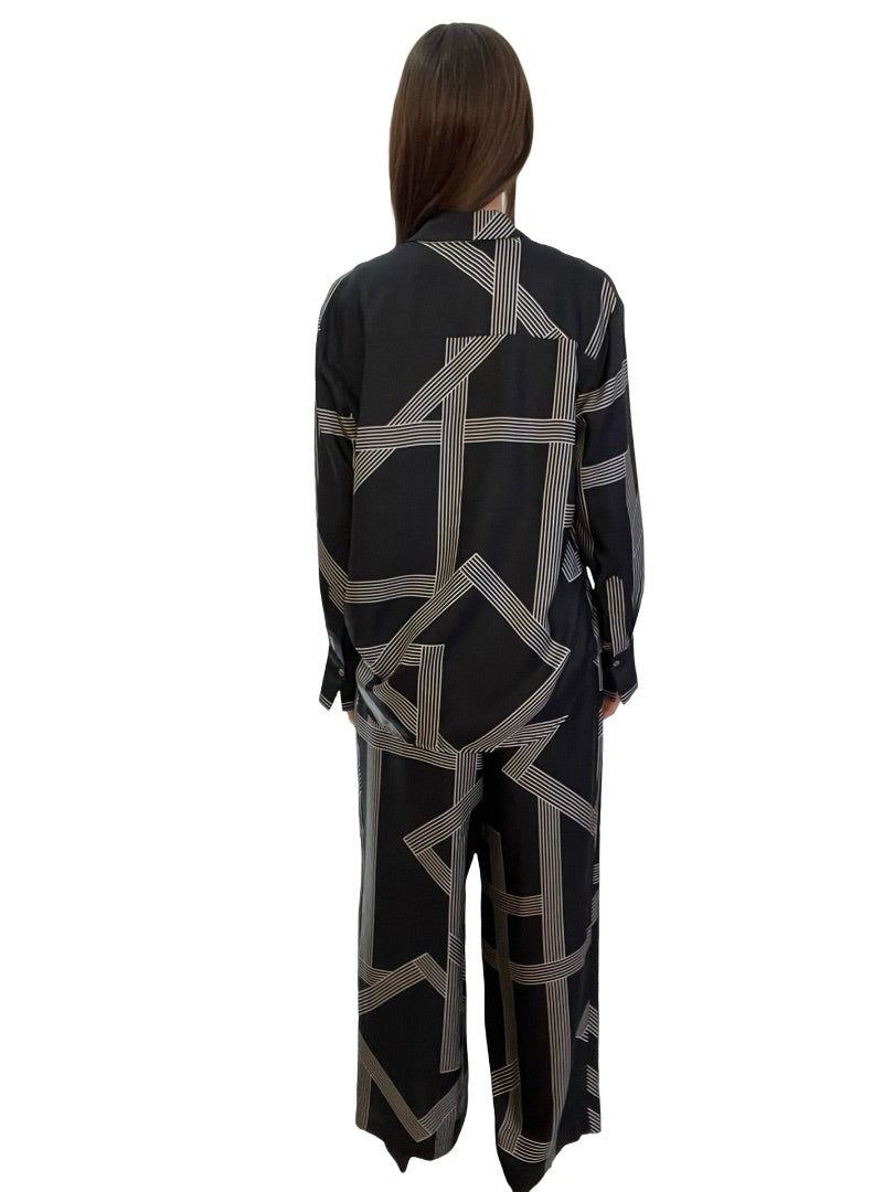 Banded Together Black Silk Shirt & Pant Set. Size: S / M