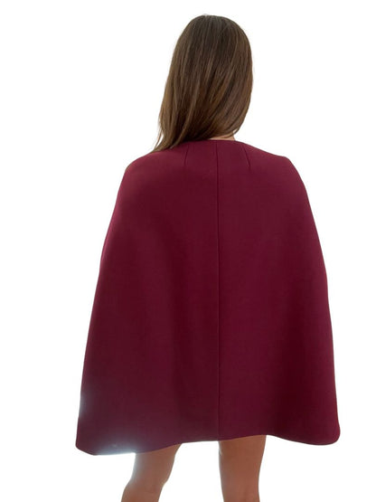 Gucci Burgundy 2013 Wool Buttoned Cape. Size: 42
