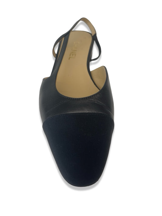 Chanel Black Leather Slingback Flats. Size: 41.5 C