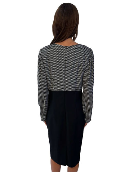 Cecily Black/White Half Patterned Scoop Neck Dress. Size: 16
