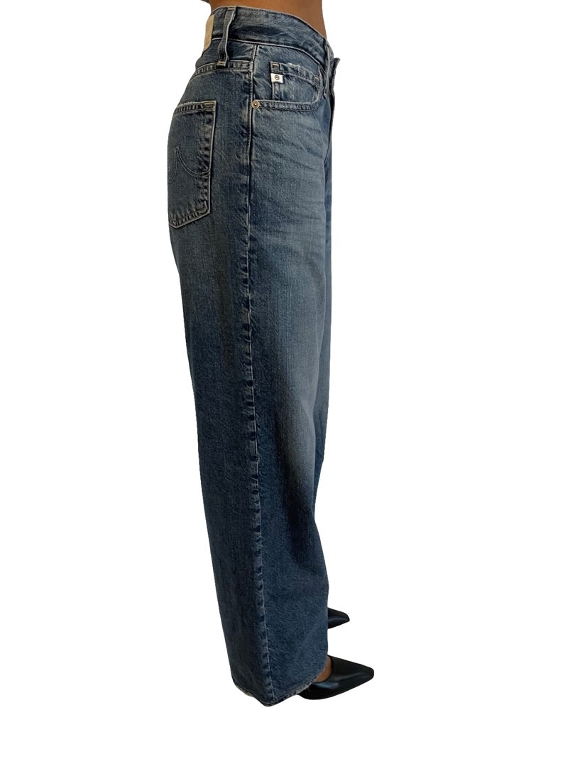 AG Jeans Blue High Rise Wide Leg Jeans. Size: 27
