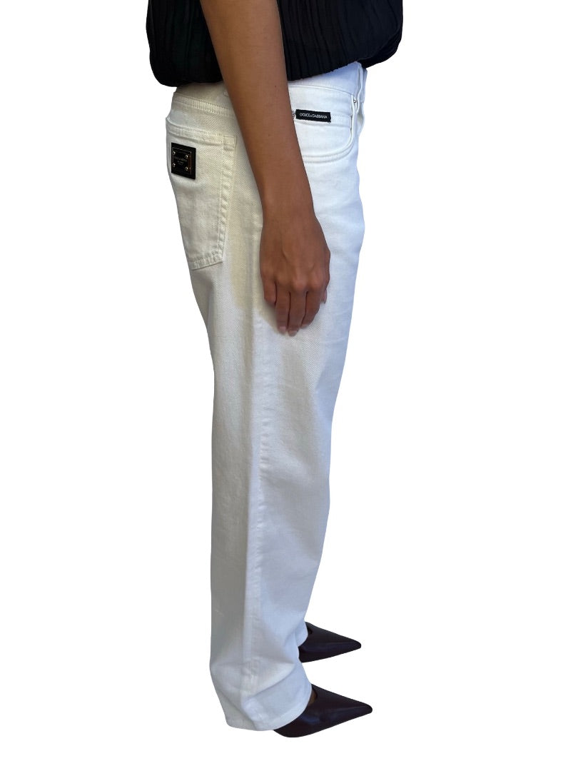 Dolce & Gabbana White Straight Leg Jeans. Size: 40