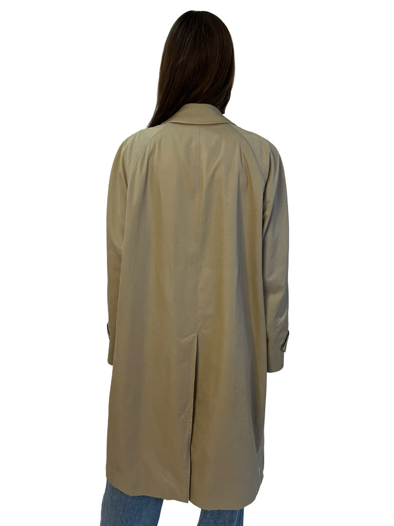 Burberry Light Khaki 54 Regular Trench Coat. Size: M